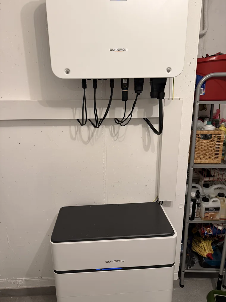 Sungrow SH15T Hybrid-Wechselrichter mit 15 kWh Speicher